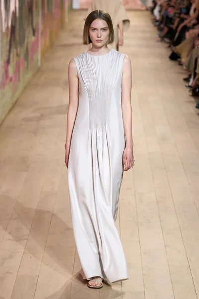 Look 20